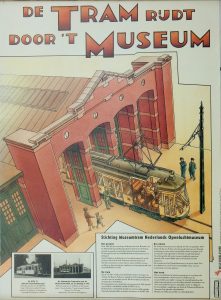 de tram rijdt door het museum NOM 50x70
