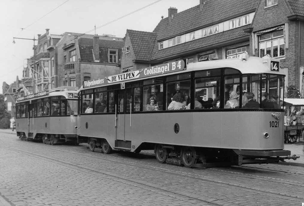 Aanhangrijtuig 1021, lijn 14, Straatweg, in de oorspronkelijke uitvoering.