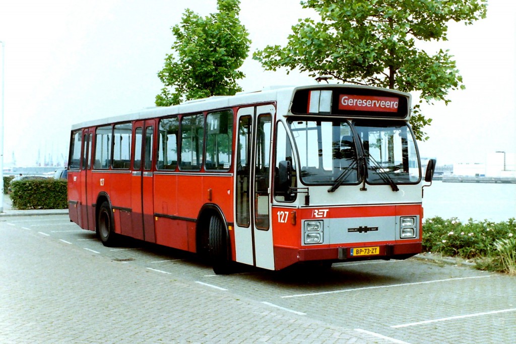 Bus 127 ex 318 serie CSA-II DAF-Hainje, Willem Egmondstraat, 20-8-2001