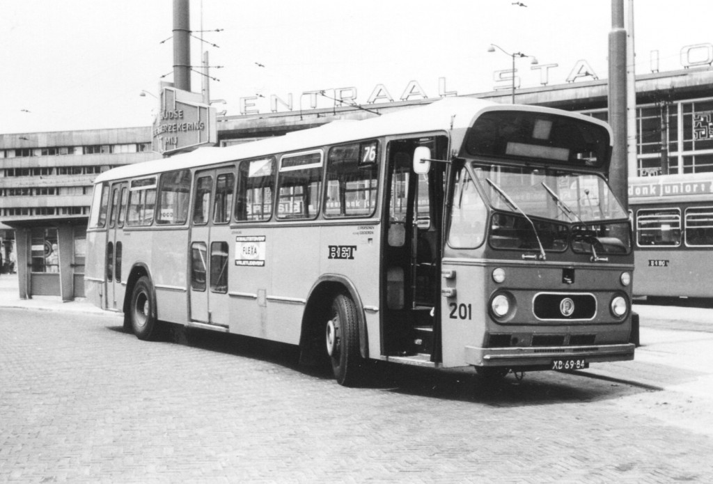 Bus 201, Leyland-Panther, Stationsplein