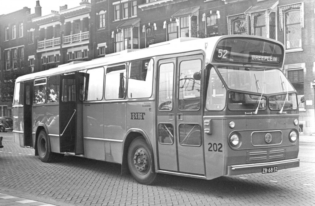 Bus 202, lijn 52, Stationssingel