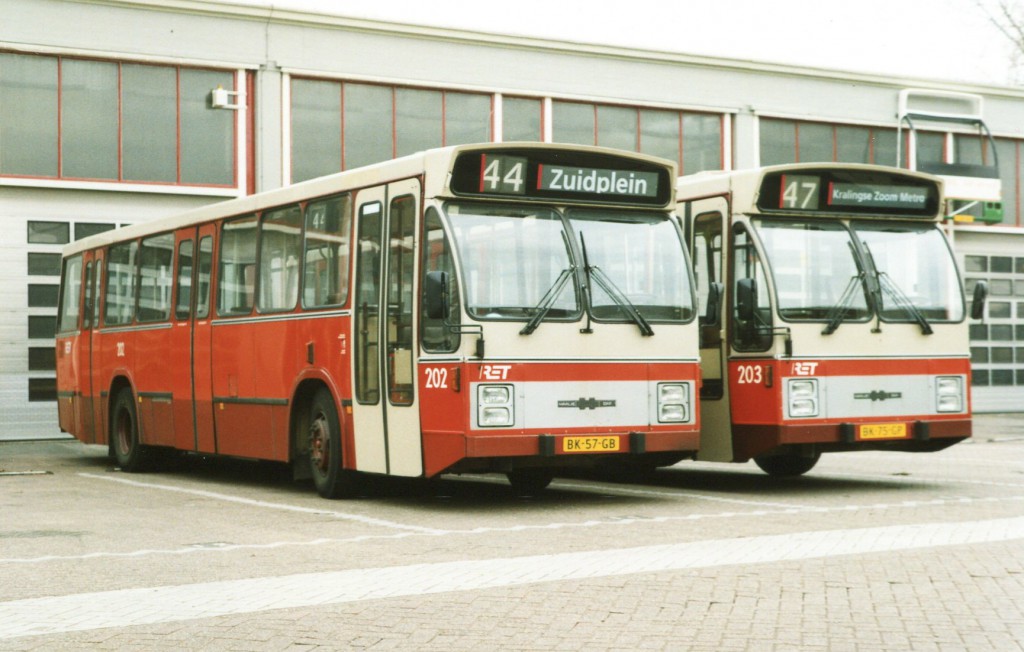 Bus 203 en 302, lijn 70, Zuidplein, 1988