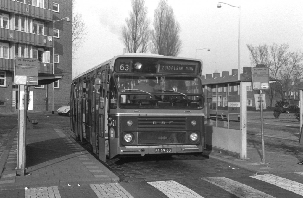 Bus 421, DAF CSA-1, lijn 63, Busstation Oudewal, 1968