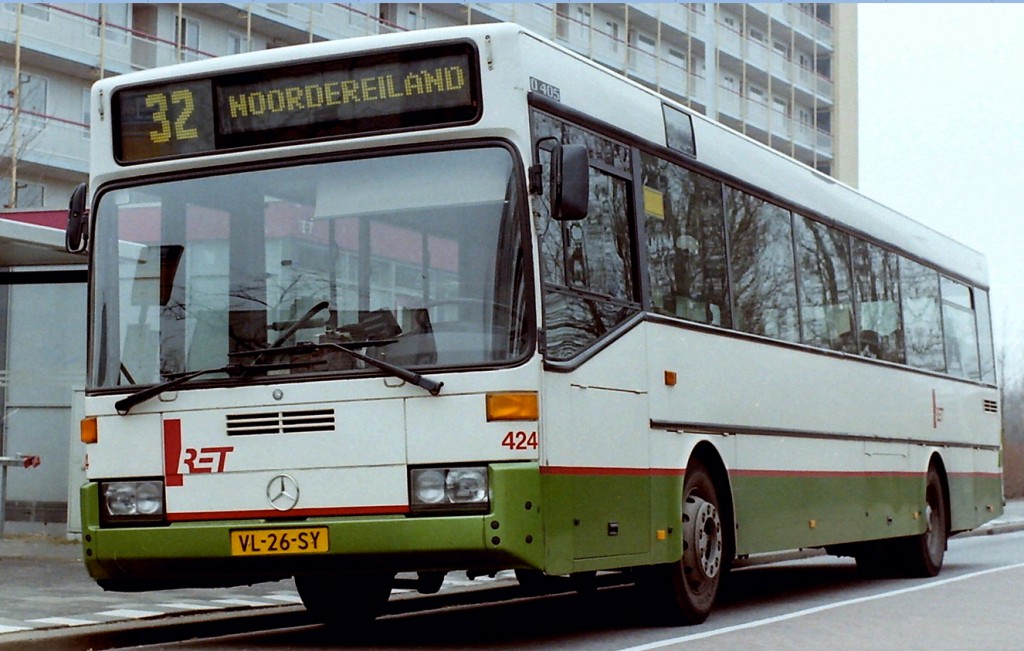 Bus 424, Mercedes-405, lijn 32, Van Noortwijckstraat, 1991