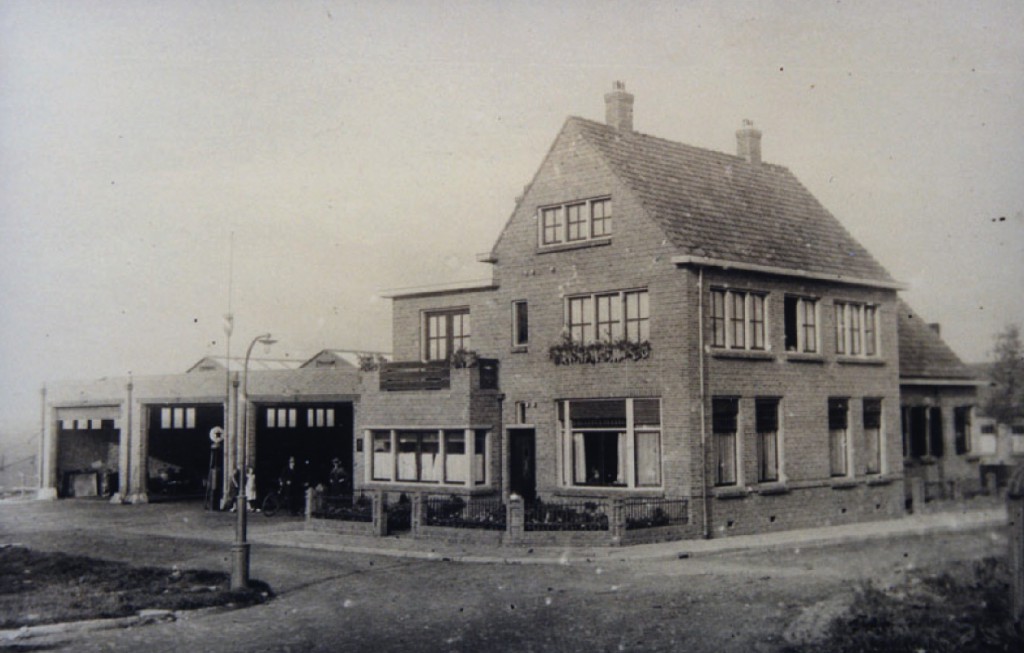 M.E.G.G.A. garage, Alexanderstraat, Capelle aan den IJssel, ca. 1940