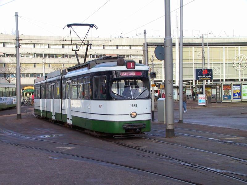 Motorrijtuig 1629, als instructierijtuig, Stationsplein