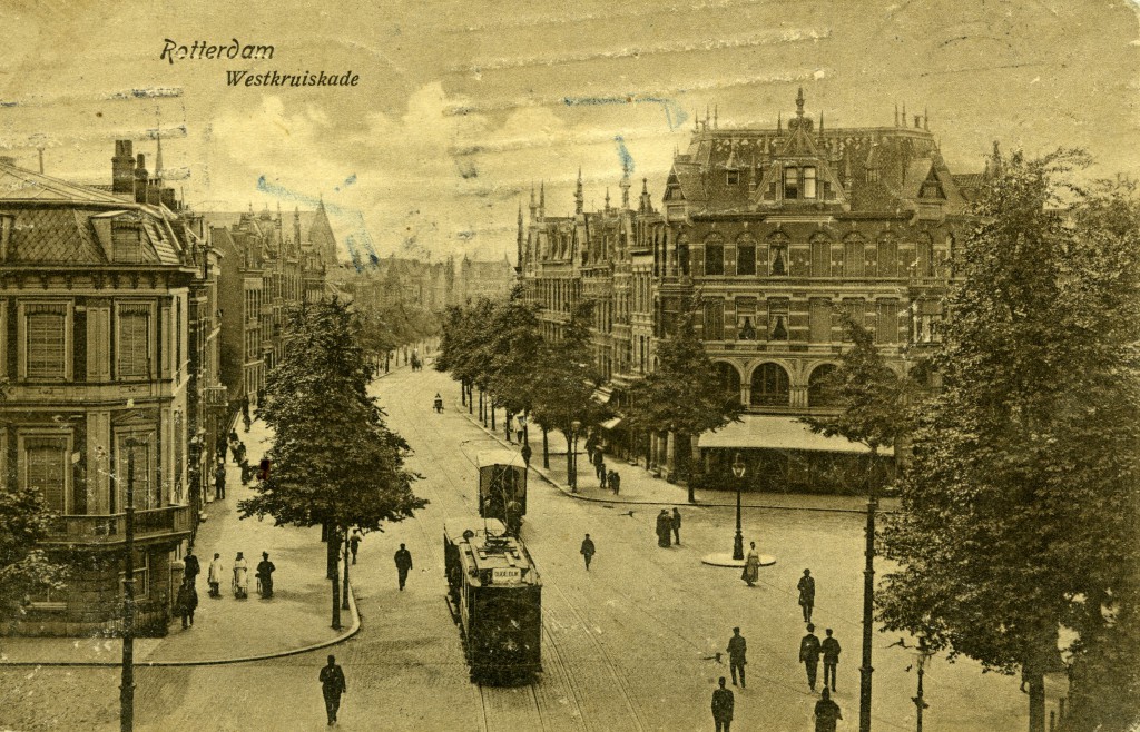Prentbriefkaart motorrijtuig 79, lijn 5, West Kruiskade, ca. 1915