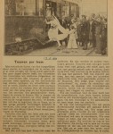 19400613 trouwen per tram, verzameling Hans Kaper