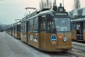 Motorrijtuig 14, met de Schindler serie buiten dienst, CW Kleiweg, 9-1983