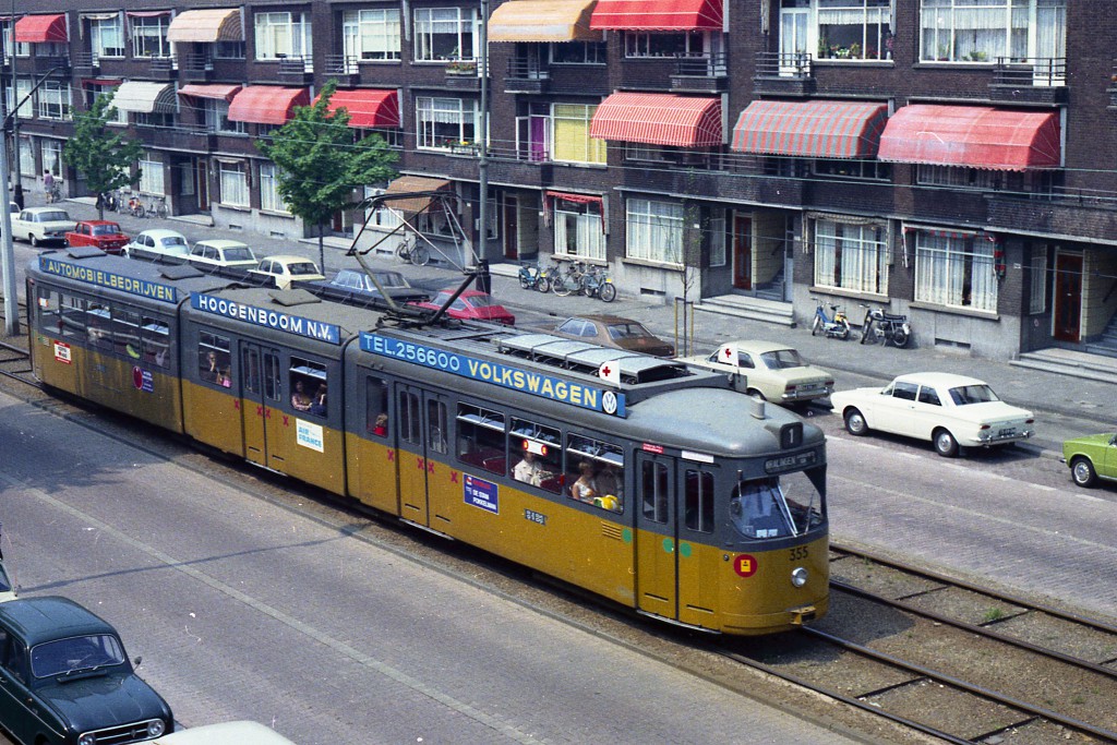 Motorrijtuig 355 , lijn 1, Rotterdamsedijk Schiedam, ( foto; Dirk de Haan)