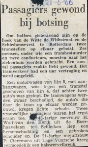 19660621 Passagiers hewond bij botsing.