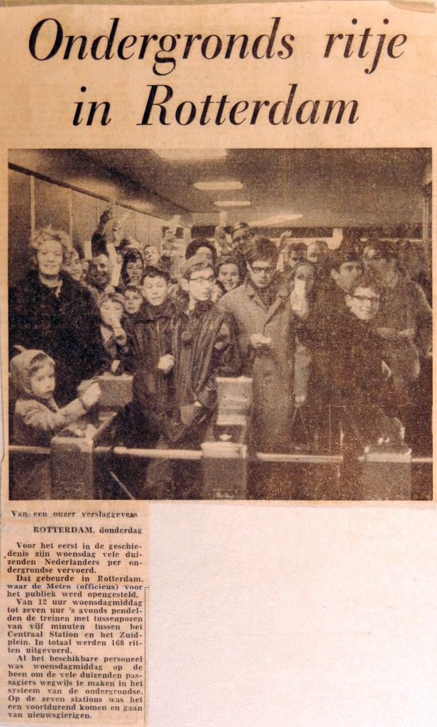 19680104 Ondergronds ritje in Rotterdam