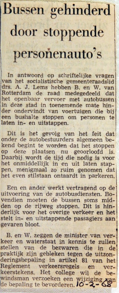 19680210 Bussen gehinderd door stoppende personenauto's