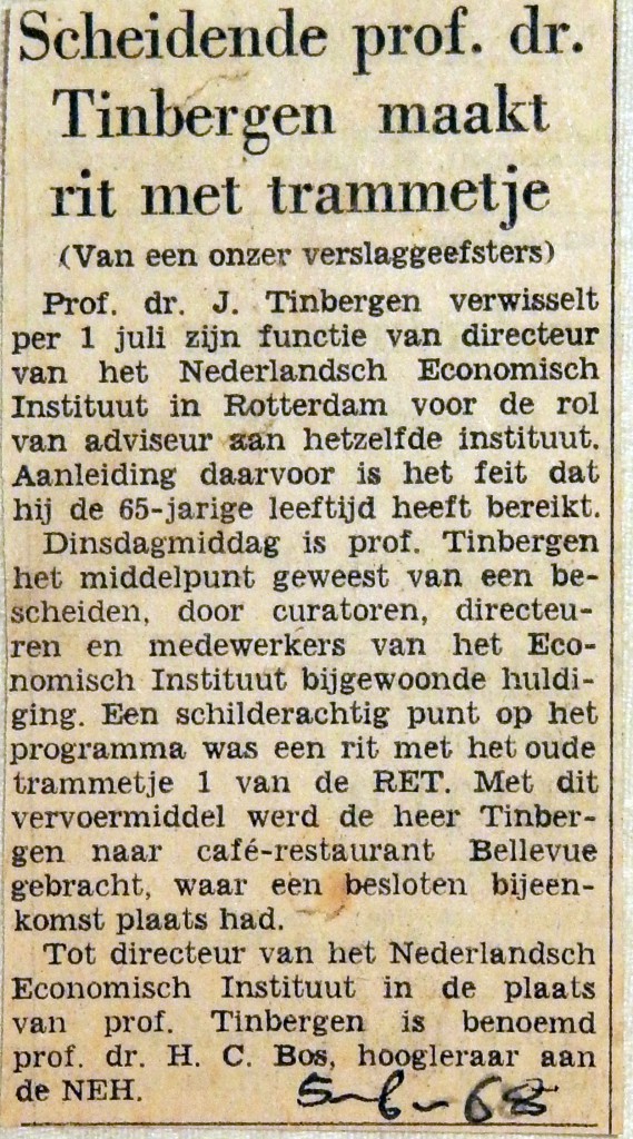 19680605 Scheidende prof. Tinbergen maakt tramritje