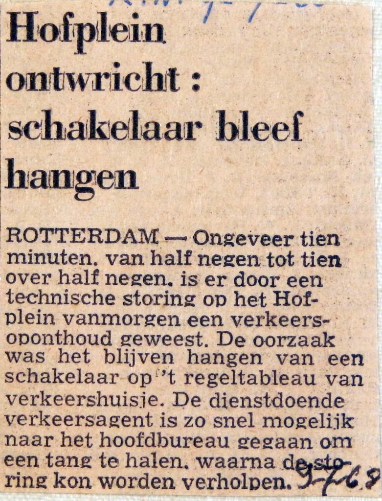 19680709 Hofplein ontwricht schakelaar bleef hangen