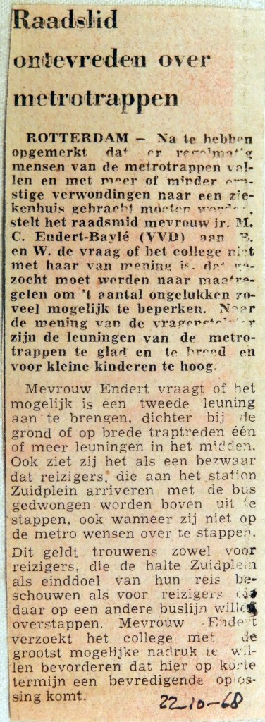 19681022 Raadslid ontevreden over metrotrappen