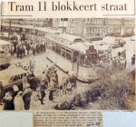 19690225 Tram 11 blokkeert Huygensstraat