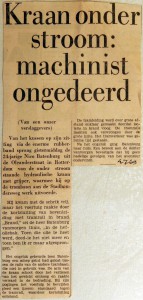 19690704 Kraan onder stroom machinist ongedeerd