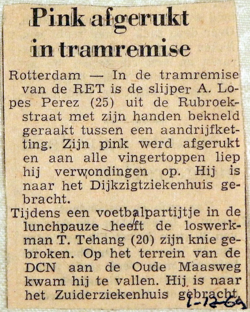 19691201 Pink afgerukt in tramremise