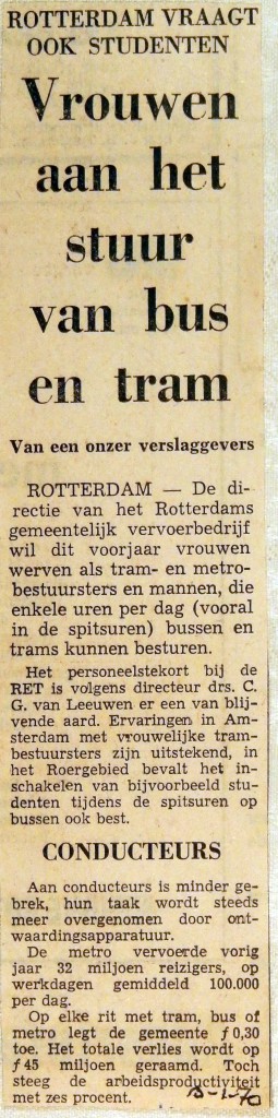 19700105 Vrouwen aan het stuur van bus en tram