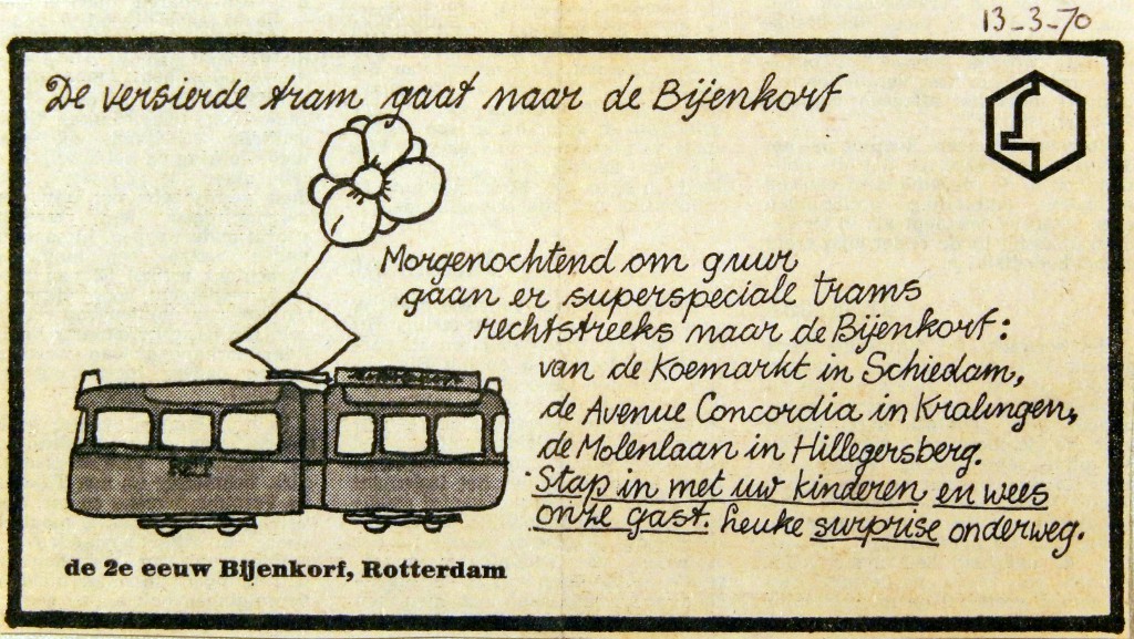 19700313 Versierde trams naar de Bijenkorf