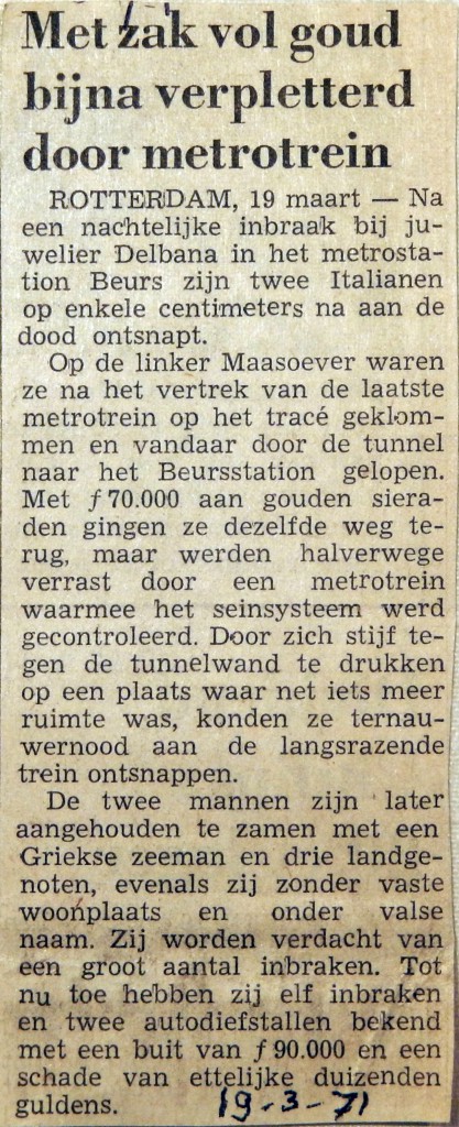 19710319 Met zxak vol goud bijna verpletterd door metrotrein