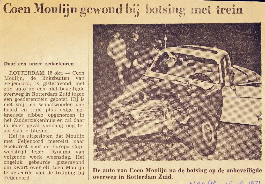 19711015 Coen Moulijn gewond. (NRC)