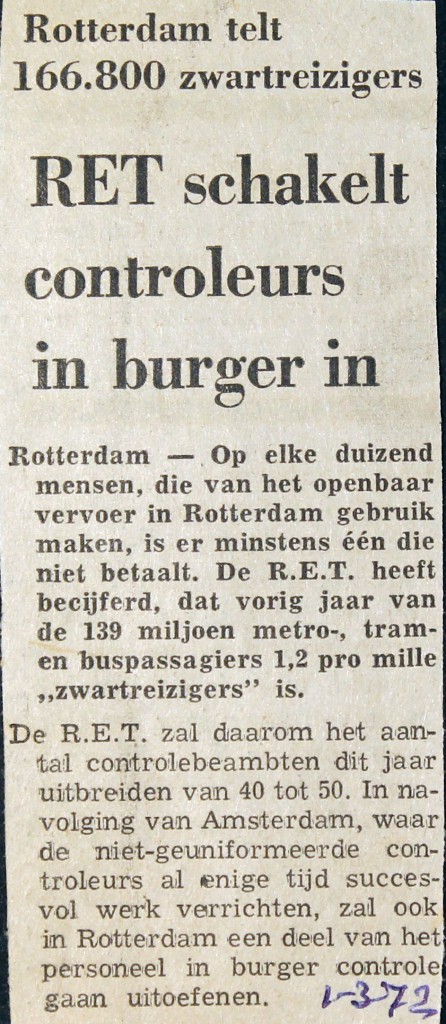 19720301 Controleurs in burger.