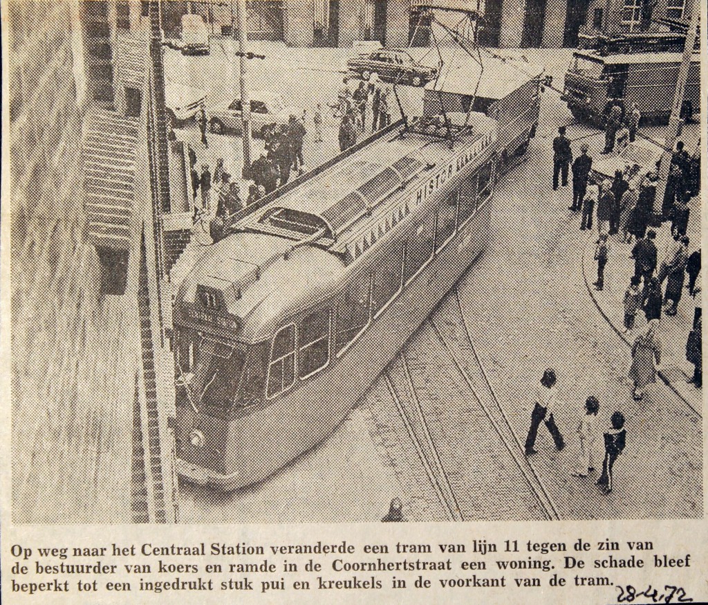 19720428 Tram tot de voordeur 2.