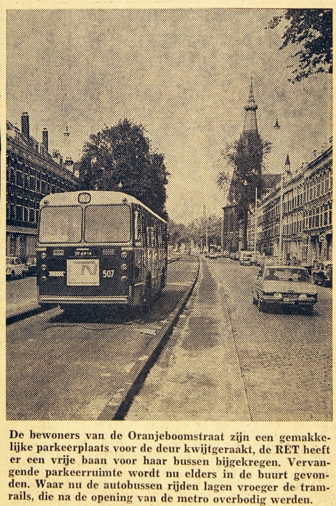 19720822 Vrije busbaan Oranjeboomstraat. (NRC)