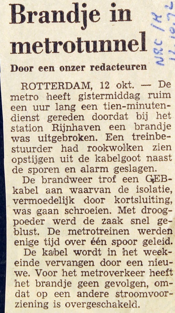 19721012 Brandje in metrotunnel. (NRC)