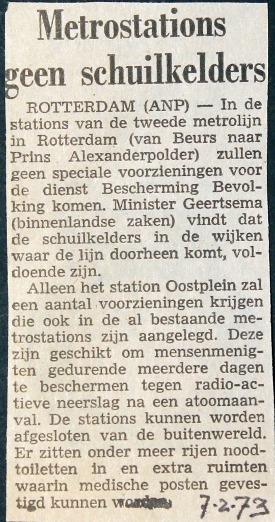 19730207 Stations geen schuilkelders.