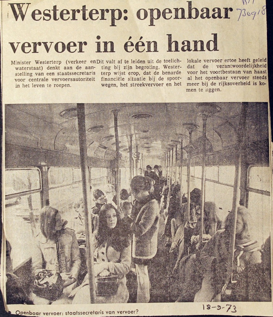 19730908 OV in een hand.