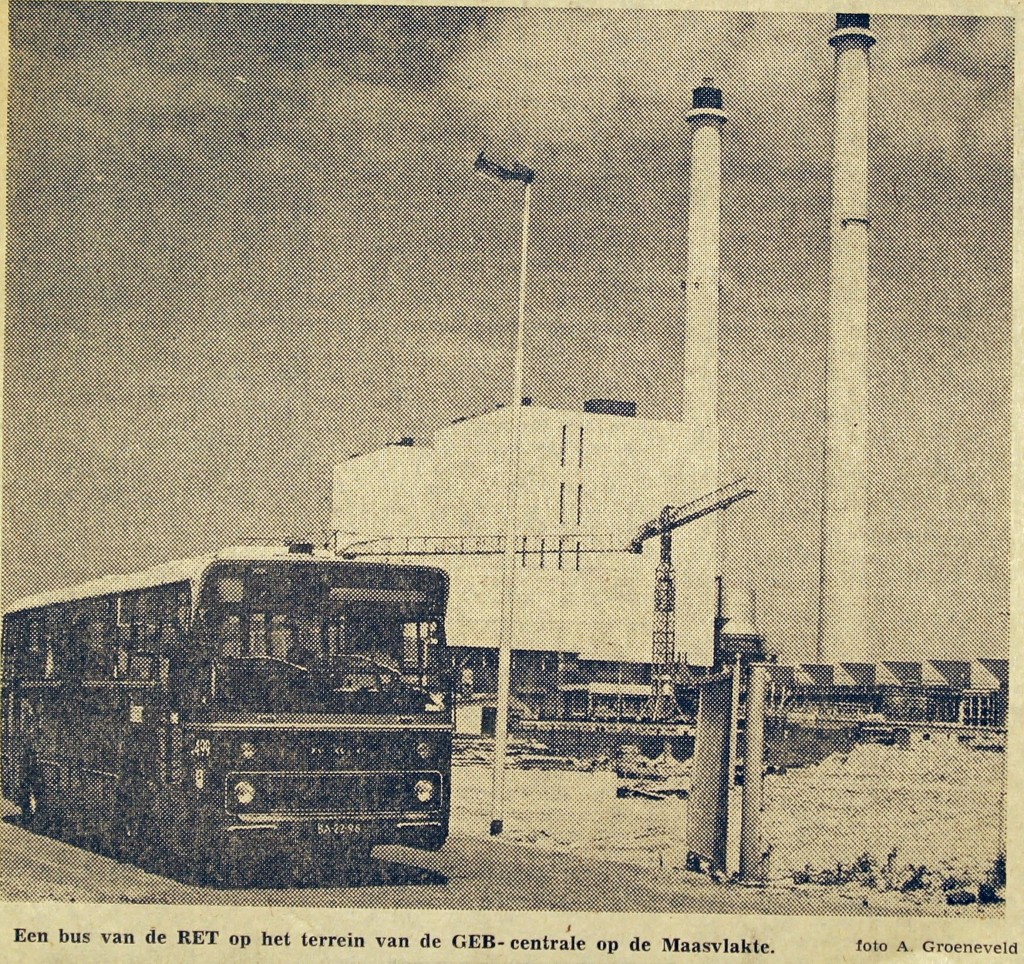 19740710 RET bus op maasvlakte. (NRC)