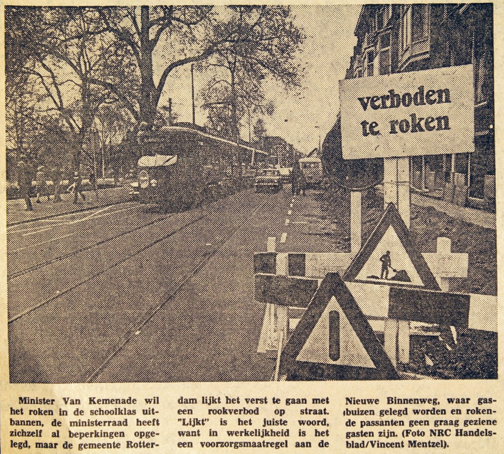 19770408 Verboden te roken. (NRC)